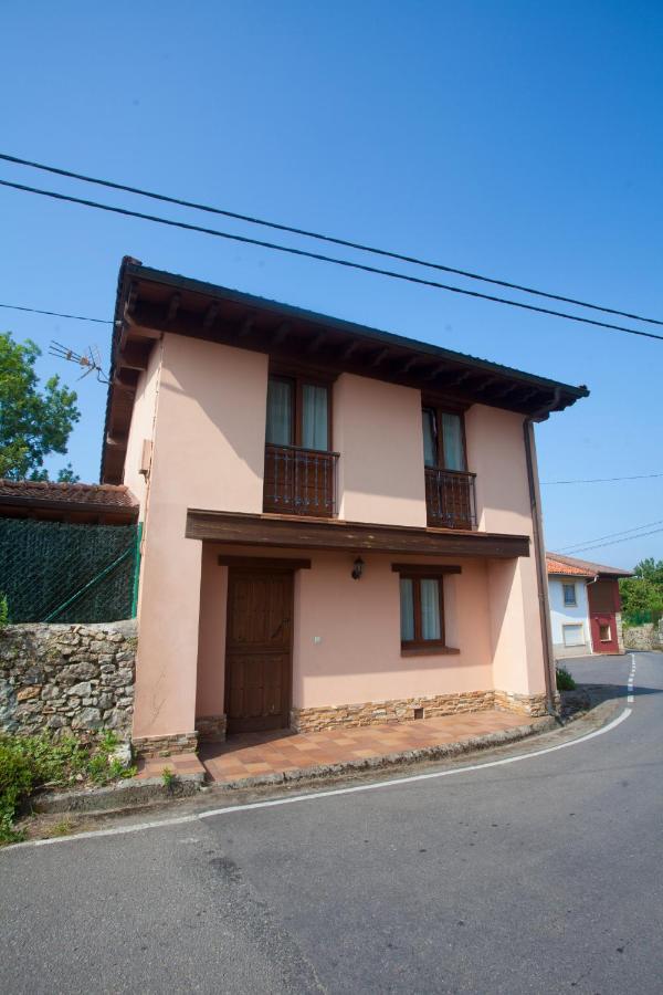 Villa Isabel Piloña Exterior foto